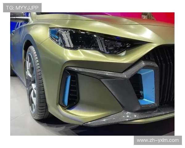 轻量化浪潮推动足球鞋革新碳纤维底板成为性能与市场新焦点