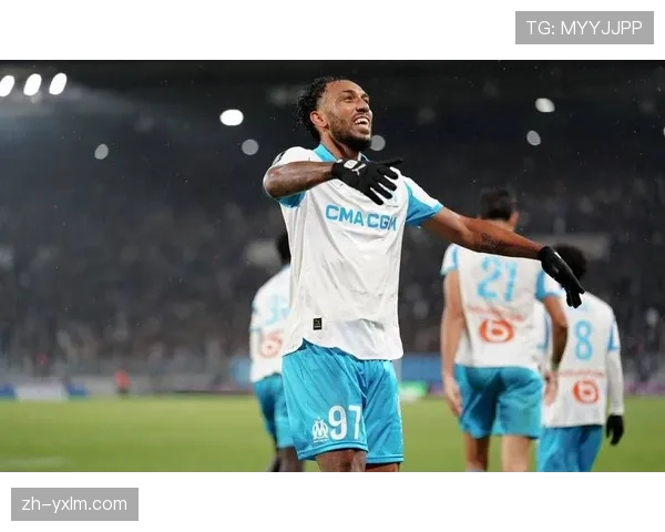 老将奥巴梅扬破门后做出标志性空翻庆祝